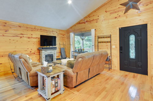 Photo 6 - Pet-friendly Woodlawn Cabin w/ Mtn View & Fire Pit