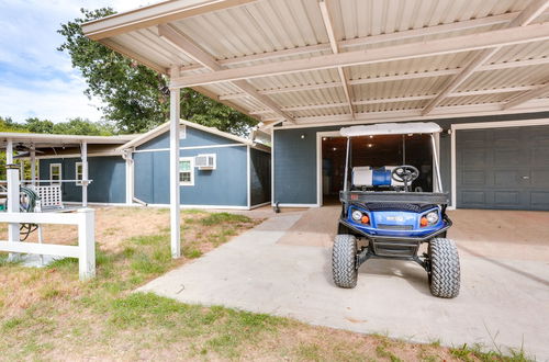 Photo 4 - Kingston Cabin Rental: Walk to Lake Texoma Beaches