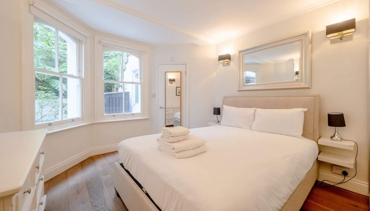 Photo 1 - Gorgeous 2BD Flat With Patio - South Kensington