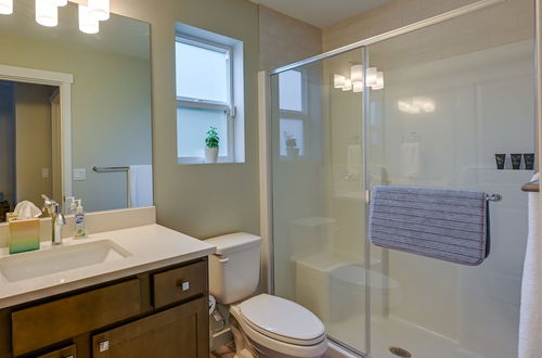 Photo 15 - Stunning Seatac Gem w/ Modern Amenities