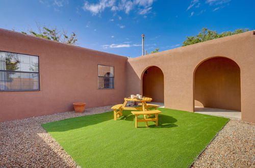 Photo 9 - Albuquerque Home w/ Hot Tub + Putting Green