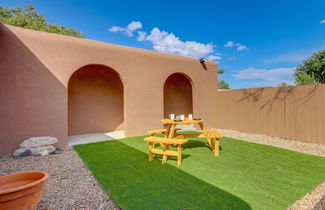 Photo 3 - Albuquerque Home w/ Hot Tub + Putting Green