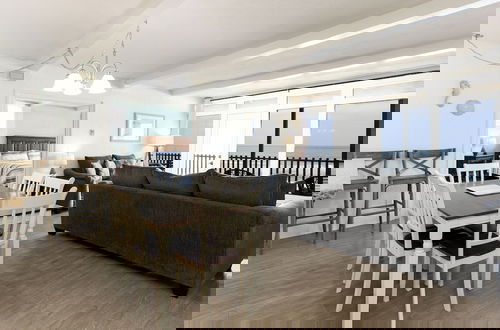 Foto 40 - Beachfront Retreat