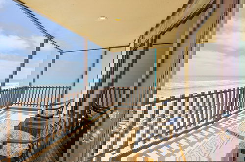 Foto 49 - Beachfront Retreat