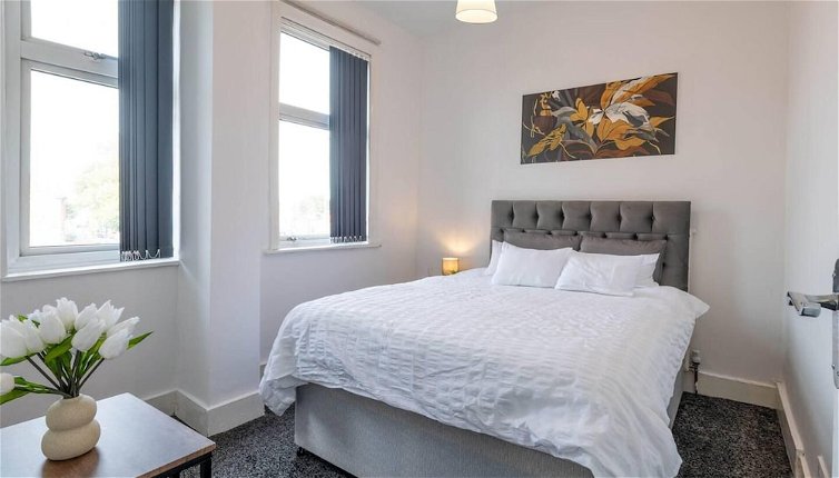 Photo 1 - Impeccable Flat 1-bed Studio12 in Coventry