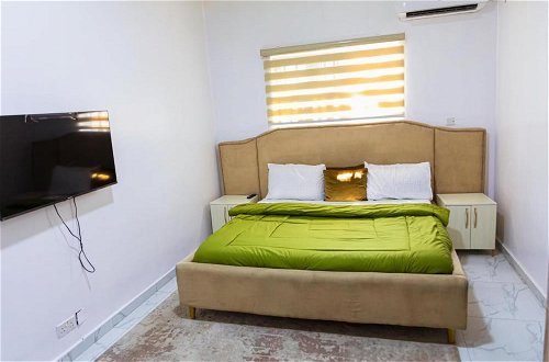 Photo 2 - Stunning 2-bed Apartment in Lekki