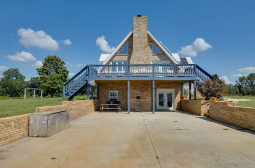 Photo 21 - Spacious Mcminnville Vacation Home w/ Gas Grill