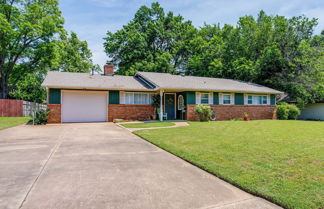 Photo 1 - Norman Home w/ Yard, Walk to Park & OU Campus