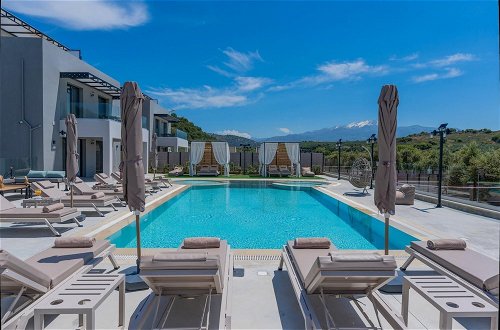 Photo 5 - Luxurious Villa Micha - With 150m Pool