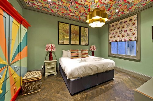 Foto 20 - Designer Colourful 3 Bed Property Kensington