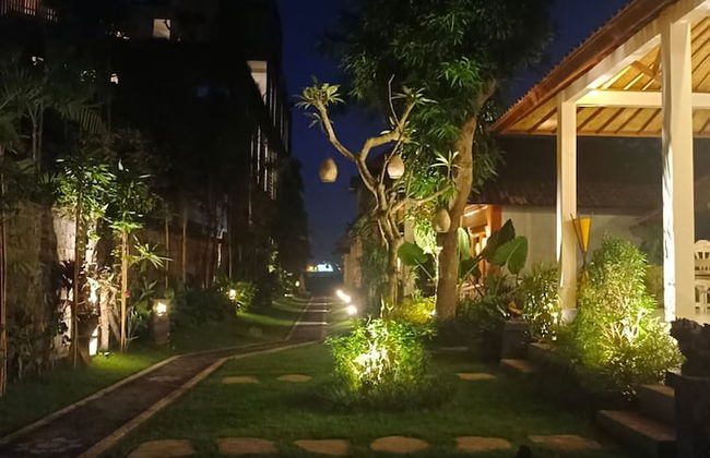 Utama Villas Beach Front Candidasa - Foto 35