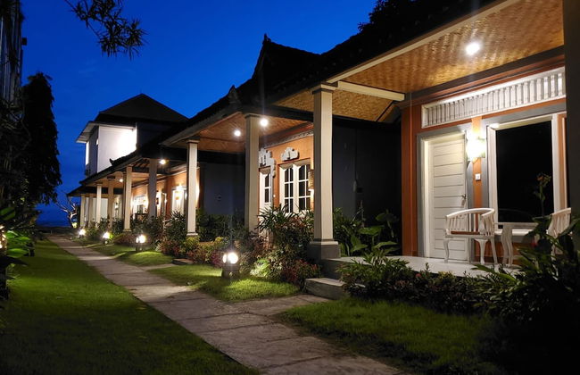 Utama Villas Beach Front Candidasa - Foto 39