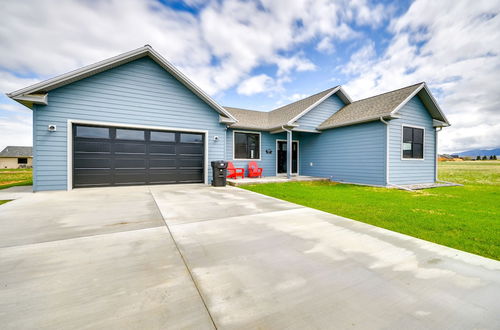 Photo 18 - Sleek Red Lodge Home Rental w/ Private Hot Tub