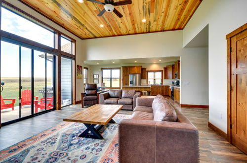 Photo 11 - Sleek Red Lodge Home Rental w/ Private Hot Tub