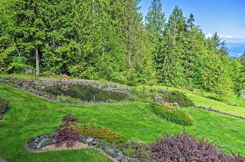 Foto 13 - Picturesque Port Angeles Cabin w/ Fire Pit