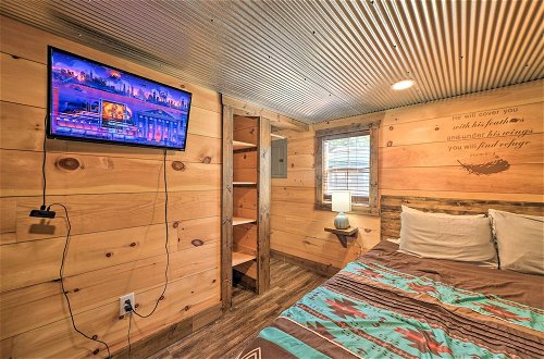Photo 8 - Rustic Dog-friendly Cabin w/ Deck & Fire Pit