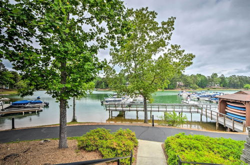 Photo 4 - Lake Keowee Resort Condo: Pool, Beach, Golf Access