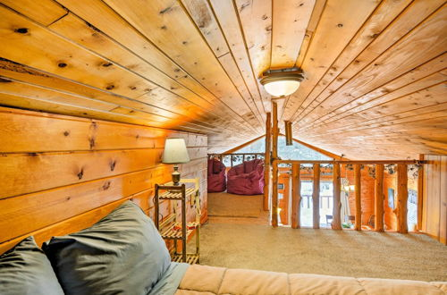 Photo 5 - Cozy Manistique Cabin w/ Deck, Grill & Fire Pit