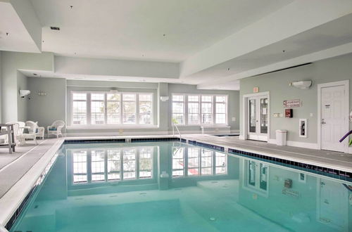 Foto 3 - Ocean View Townhome w/ Shared Pool, AC, & Laundry