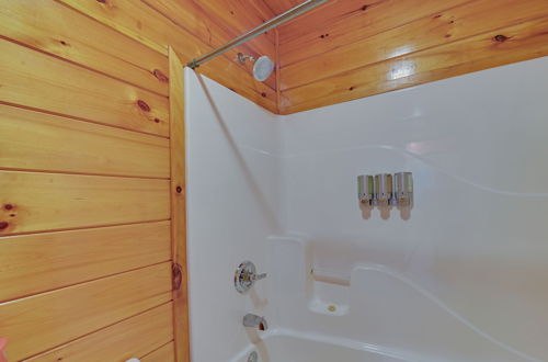 Foto 6 - Pet-friendly Cabin w/ Hot Tub in Daniel Boone NF