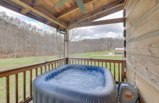 Photo 1 - Pet-friendly Cabin w/ Hot Tub in Daniel Boone NF