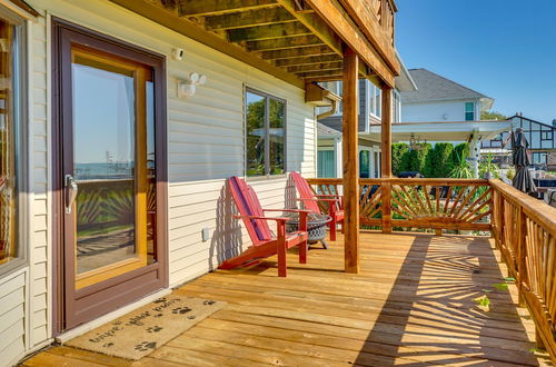 Photo 18 - Anchor Bay Getaway on Lake St Clair With Dock