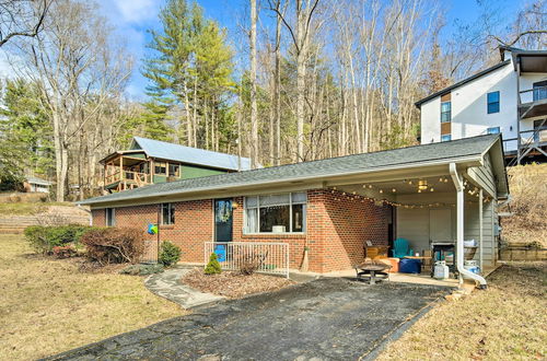 Photo 9 - Asheville Area Bungalow Near Biltmore Estate