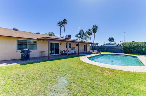 Photo 7 - Chandler Retreat: Outdoor Pool, Patio & Media Room