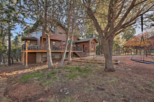 Foto 41 - 1-acre Oasis: Cabin w/ Game Room + Fire Pit