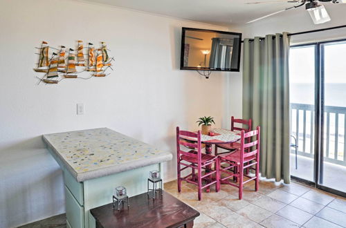 Photo 6 - Surfside 'sandcastle Suite' w/ Balcony & 2 Pools