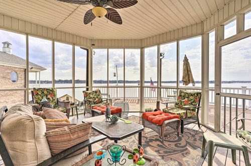 Foto 6 - Lakefront House w/ Game Room, Deck & Views