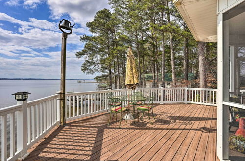 Photo 11 - Lakefront House w/ Game Room, Deck & Views