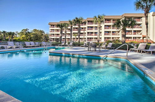 Photo 22 - Hilton Head Island Resort Condo: Pool & Beach