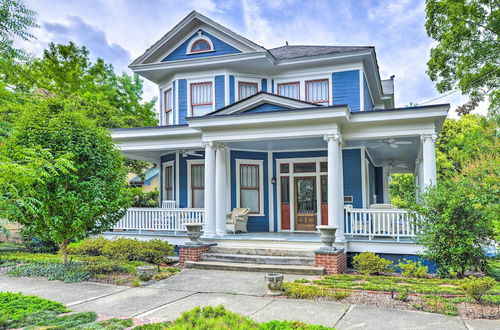 Foto 33 - Elegant Raleigh Home w/ Porch, Walk Downtown