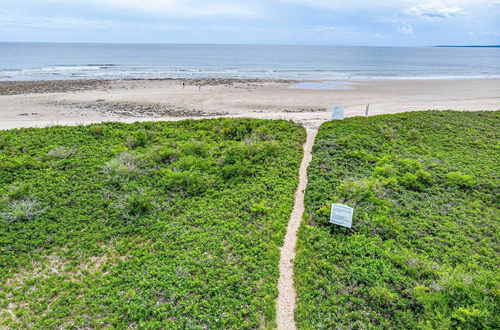 Photo 20 - Charming Jacuzzi-suite - Walk to Parson's Beach