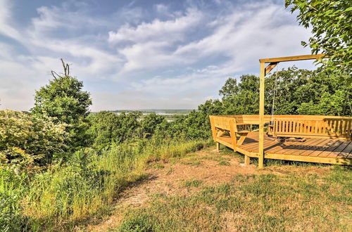 Photo 26 - Rustic Lamar Cabin w/ Deck & Private Hot Tub