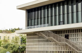 Photo 1 - Spacious High-ceiling 2-bedroom by Acropolis Museum