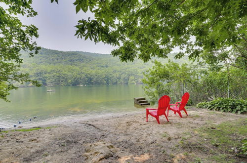 Photo 30 - New Fairfield Home w/ Beach Access & Fire Pit