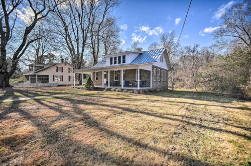 Photo 3 - Radiant Gloucester House w/ Private Porch