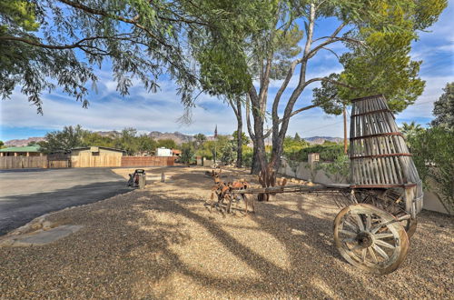 Foto 34 - Pet-friendly Tucson Casita: Shared Hot Tub & Porch