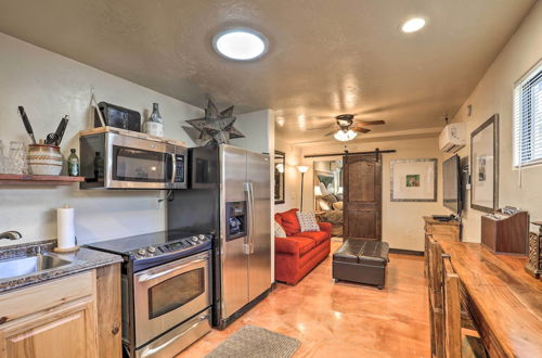 Photo 12 - Pet-friendly Tucson Casita: Shared Hot Tub & Porch