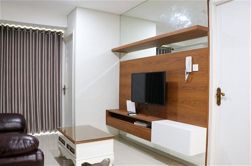 Photo 16 - Homey And Comfort Living 2Br At Daan Mogot City Apartment