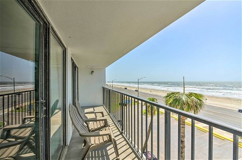 Photo 14 - Galveston Oceanfront Condo w/ Balcony + View