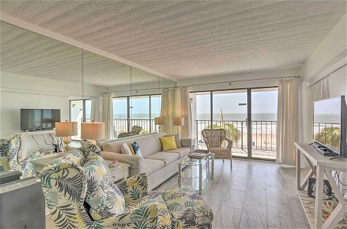 Photo 1 - Galveston Oceanfront Condo w/ Balcony + View
