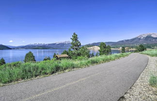 Foto 3 - Lake Dillon Retreat w/ Mtn Views & Hot Tub Access