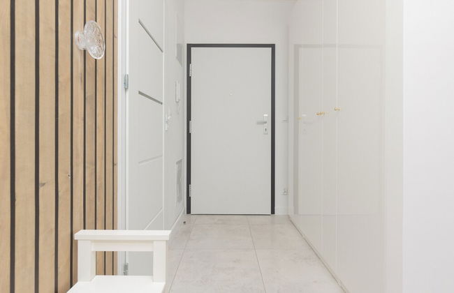 Piaseczno Modern Apartment by Renters - Photo 20