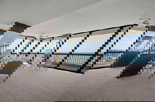 Photo 5 - Oceanfront Penthouse #11b