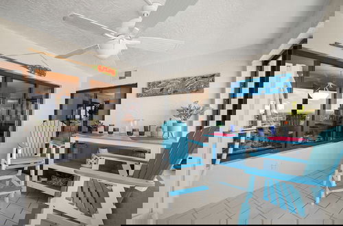 Photo 11 - Oceanfront Penthouse #11b