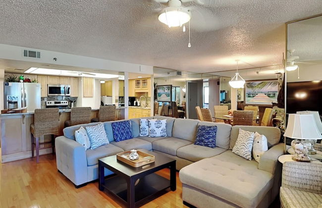 Oceanfront Penthouse #11b - Photo 27