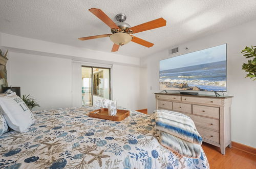 Photo 6 - Oceanfront Penthouse #11b